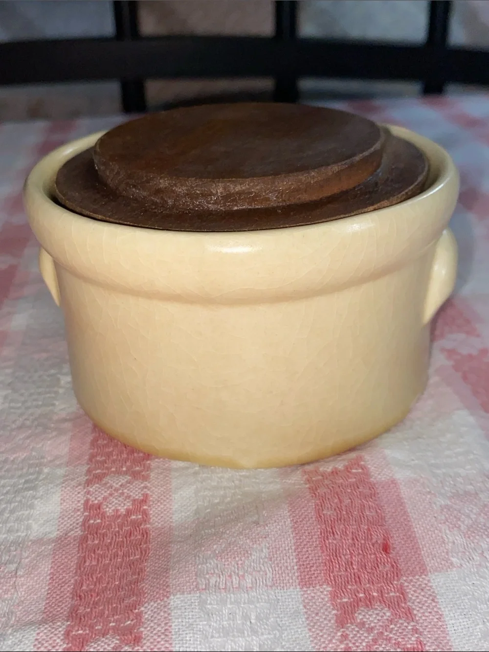 Vintage Pfaltzgraff Village Stoneware Sweetener Sugar Jar Dish with Wooden Lid